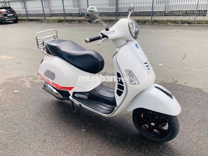 Piaggio Vespa GTS 125 3V 2014 Trắng