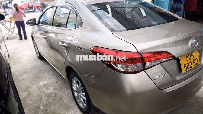 Toyota Vios 2020 Số sàn Vàng cát