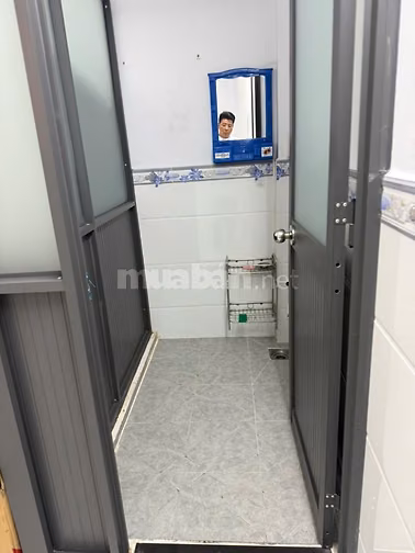Cho thuê nhà Nguyên Căn Hẻm 127. Đường số 33 . Mai văn Vĩnh Q7.DT 4x10