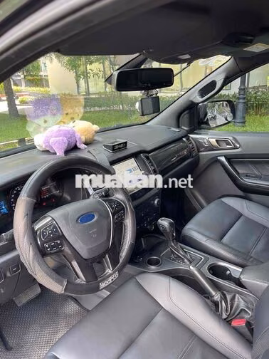 Ford Everest Titanium 2020 Xanh cavansie 80000 km