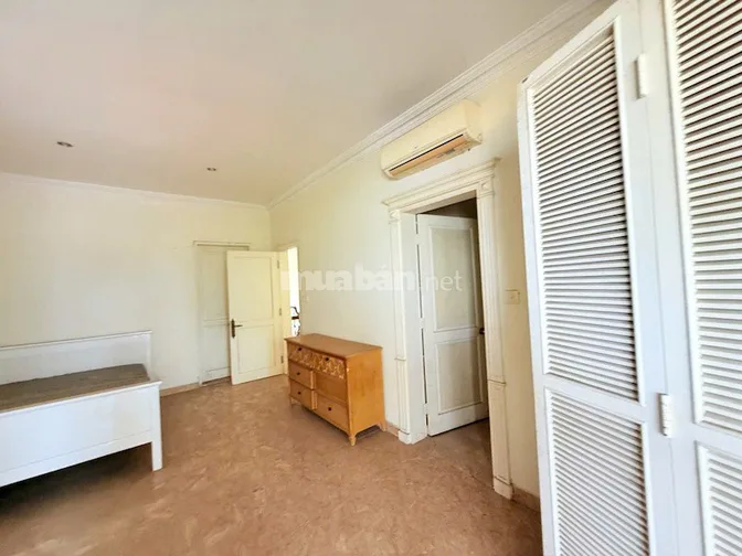 Bán biệt thự ven sông khu An Phú Đông, Q12, 445.7m2, ngang 10m