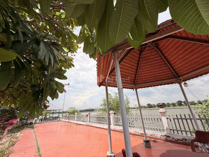 Bán biệt thự ven sông khu An Phú Đông, Q12, 445.7m2, ngang 10m