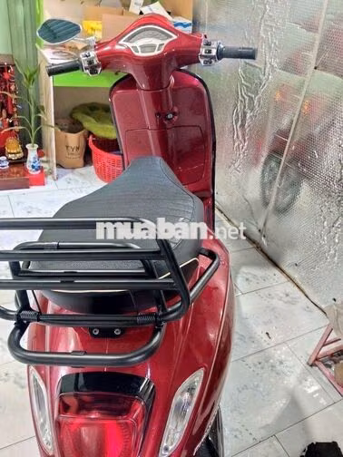 Piaggio Vespa Primavera Đỏ