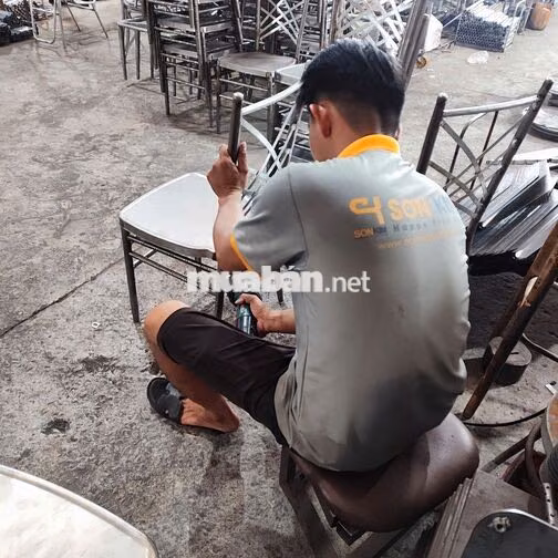 CTY NỘI THẤT TUYỂN 20 CÔNG NHÂN LÀM TẠI HOOC MÔN
