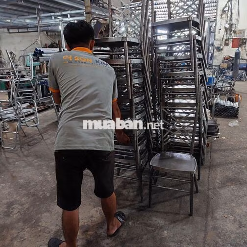 CTY NỘI THẤT TUYỂN 20 CÔNG NHÂN LÀM TẠI HOOC MÔN