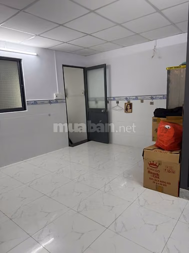 Cho thuê nhà Nguyên Căn Hẻm 127. Đường số 33 . Mai văn Vĩnh Q7.DT 4x10