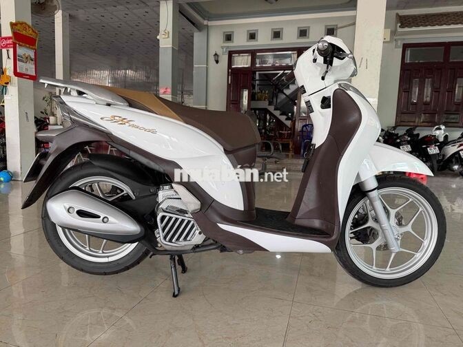 Honda SH Mode 2018 Trắng
