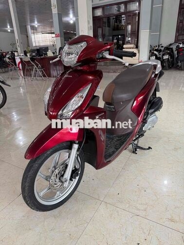 Honda Vision 2020 màu Đỏ