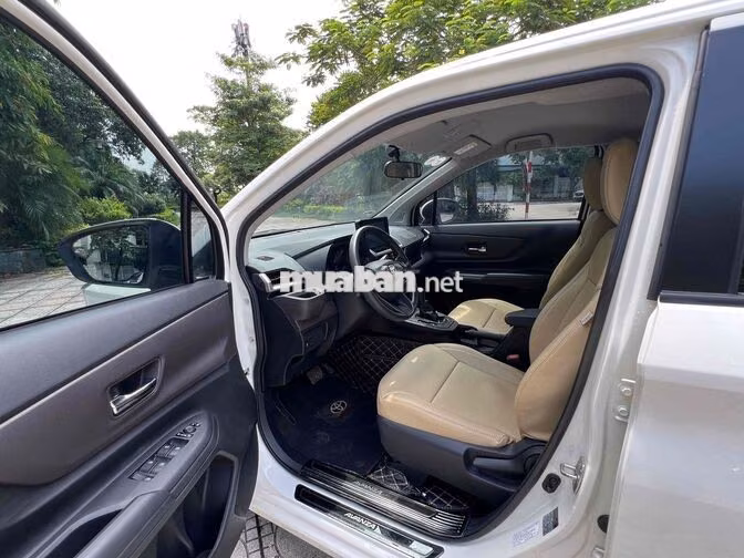 Em cần bán Toyota Avanza 1.5 AT 2023 zin cả xe