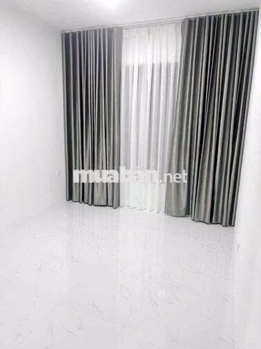 Celesta Rise nhà trống cho thuê