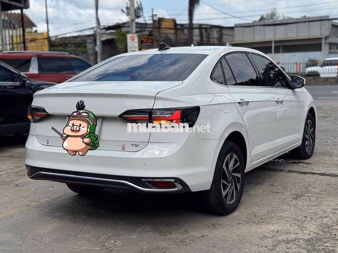 Volkswagen Virtus 2022 bản Luxury