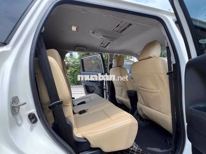 Em cần bán Toyota Avanza 1.5 AT 2023 zin cả xe