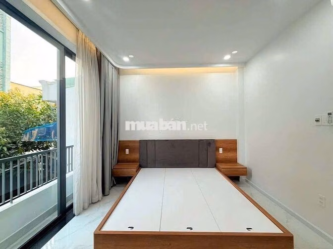 Nhà LÊ VĂN QUỚI [4x13, 3 lầu, 3pn, 4toilet] Full nội thất