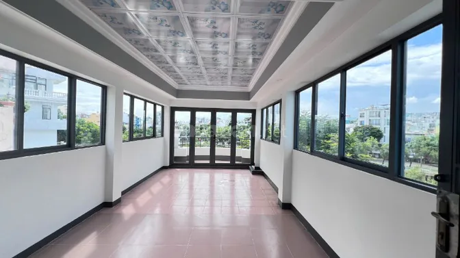 CHO THUÊ NHÀ NGUYÊN CĂN MẶT TIỀN ĐƯỜNG TRƯỜNG SA VIEW KÊNH NHIÊU LỘC