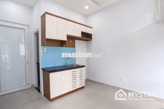 Ban công cửa sổ thoáng - Trương Công Định Quận Tân Bình 4tr/tháng