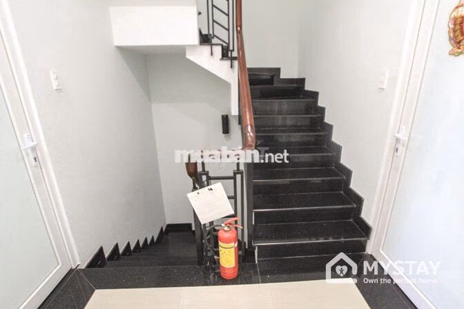 Ban công cửa sổ thoáng - Trương Công Định Quận Tân Bình 4tr/tháng