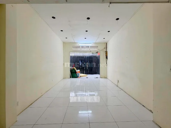 ⭐️Nhà 2 lầu DT:4,3x21m, 2 mặt hẻm xe hơi 5m Lê Quang Định, P7.