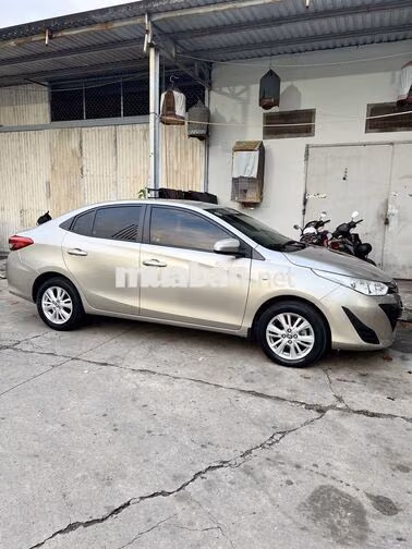 Toyota Vios 2019 E MT Số sàn Vàng cát