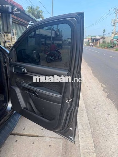 Ford Ranger XLS 2024 Xám Tự động