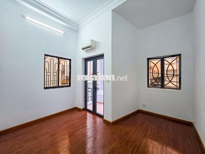 Bán nhà hẻm 160 Nguyễn Văn Quỳ, P.Phú Thuận Q7 cũ