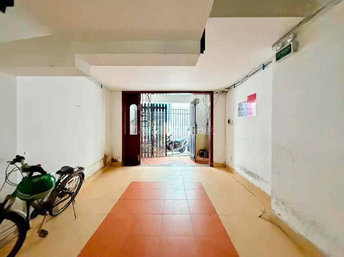 ⭐️Nhà 2 lầu DT:4,3x21m, 2 mặt hẻm xe hơi 5m Lê Quang Định, P7.