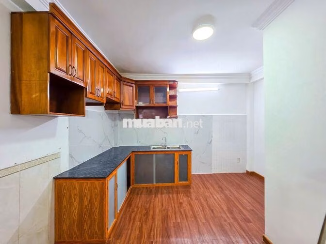 Bán nhà hẻm 160 Nguyễn Văn Quỳ, P.Phú Thuận Q7 cũ