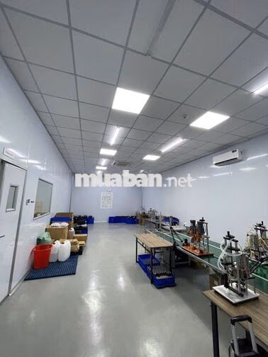 SANG NHƯỢNG TOÀN BỘ XƯỞNG SẢN XUẤT MỸ PHẨM