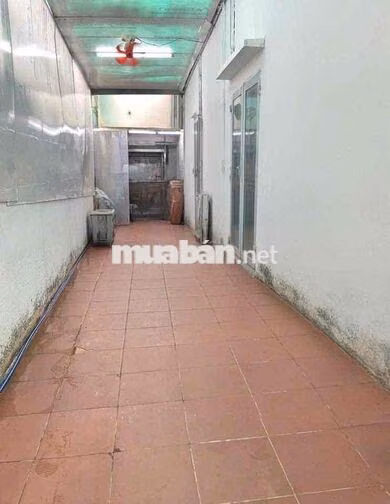 CHO THUÊ NHÀ CẤP 4(6x30) ĐƯỜNG XE TẢI GẦN LOTE , P.TÂN HƯNG Q7