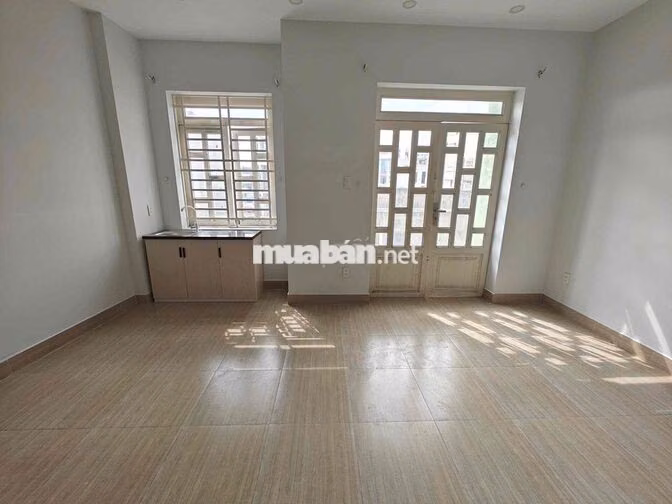 STUDIO BANCOL  NGAY ĐH CÔNG THƯƠNG - TÂY THẠNH - LÊ TRỌNG TẤN