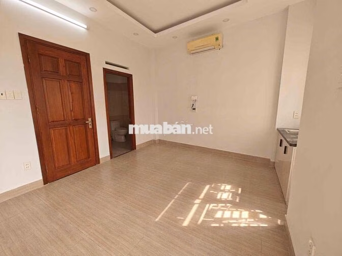 STUDIO BANCOL  NGAY ĐH CÔNG THƯƠNG - TÂY THẠNH - LÊ TRỌNG TẤN