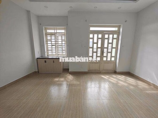 STUDIO BANCOL  NGAY ĐH CÔNG THƯƠNG - TÂY THẠNH - LÊ TRỌNG TẤN