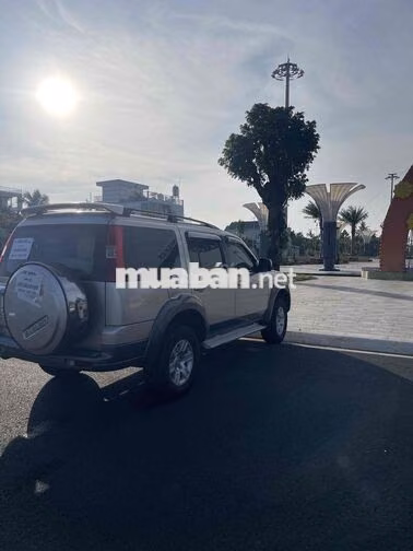 Ford Everest 2008 Số sàn Bạc 264.359 km