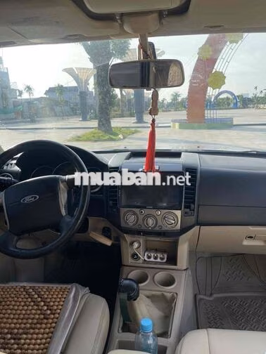 Ford Everest 2008 Số sàn Bạc 264.359 km