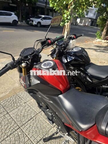 Yamaha TFX Đen, Đỏ Xe côn tay