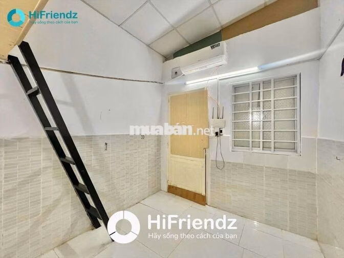 🔥 Sát ĐH VHU Cách  800m di chuyển - Sẵn máy lạnh - Gần AEON Tân Phú 