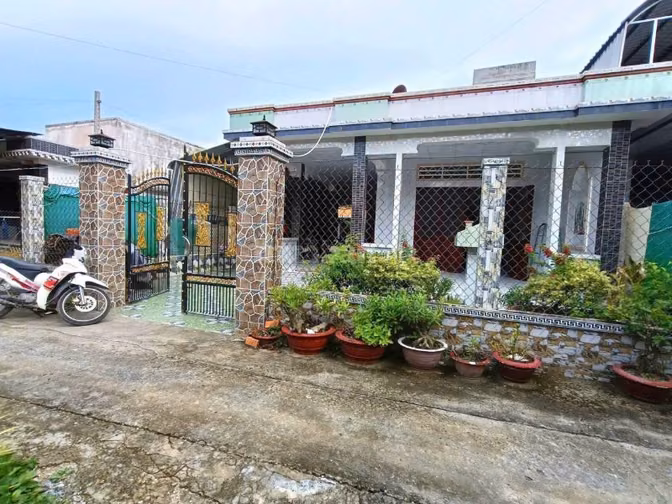 BÁN NHANH NHÀ – ẤP BÌNH TRUNG, XÃ THẠNH NHỰT