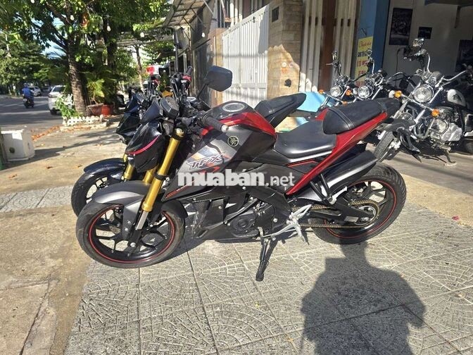 Yamaha TFX Đen, Đỏ Xe côn tay