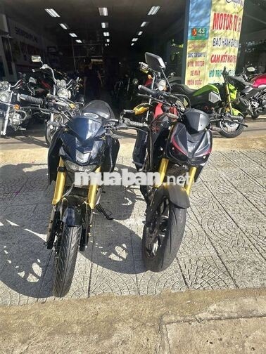 Yamaha TFX Đen, Đỏ Xe côn tay