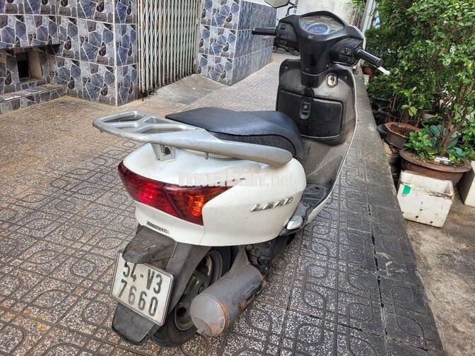 Honda Lead SCR Fi Trắng