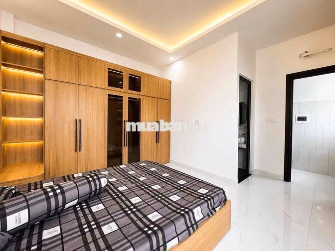 Bán nhà Hoàng Trọng Mậu Quận 7, 3 tầng, ngang 5m, hơn 80m² sử dụng
