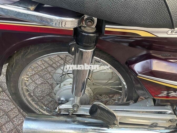 Honda Dream Super Nâu