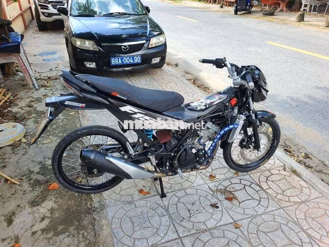 Suzuki Satria F150 Đen Côn tay 68+9