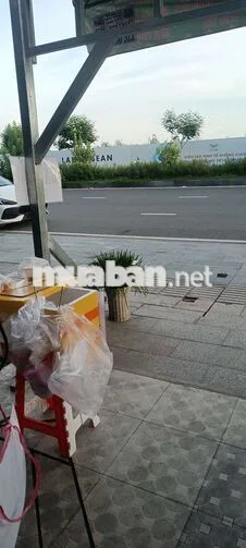 TUYỂN NV BÁN ĂN SÁNG