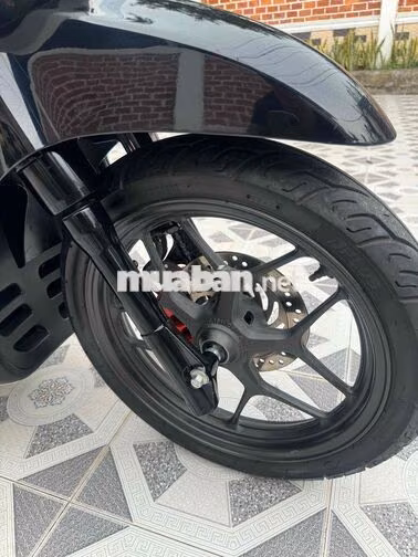 Honda SH Mode 2018 Trắng, Đen 18008 km