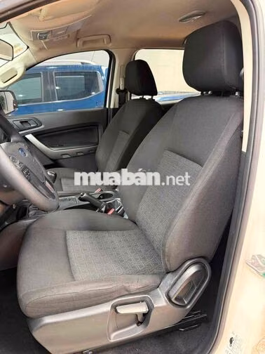 Ford Ranger XLS 2020 Số sàn