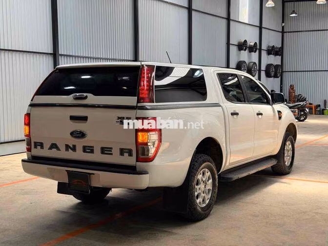 Ford Ranger XLS 2020 Số sàn