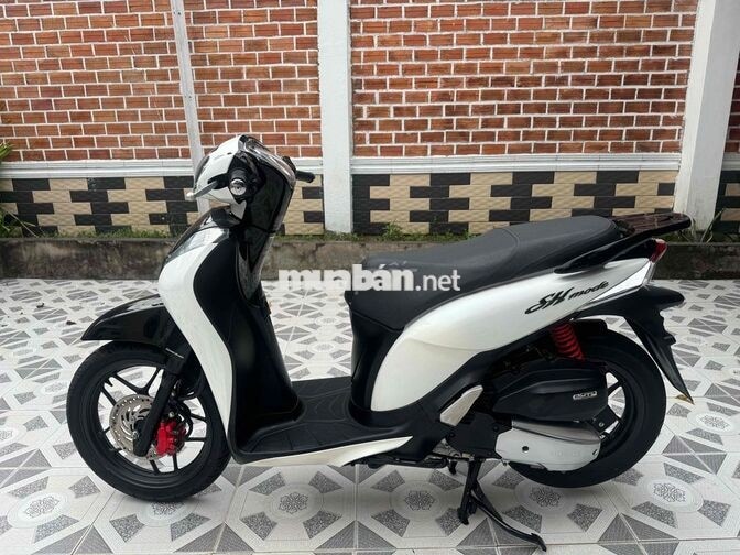 Honda SH Mode 2018 Trắng, Đen 18008 km