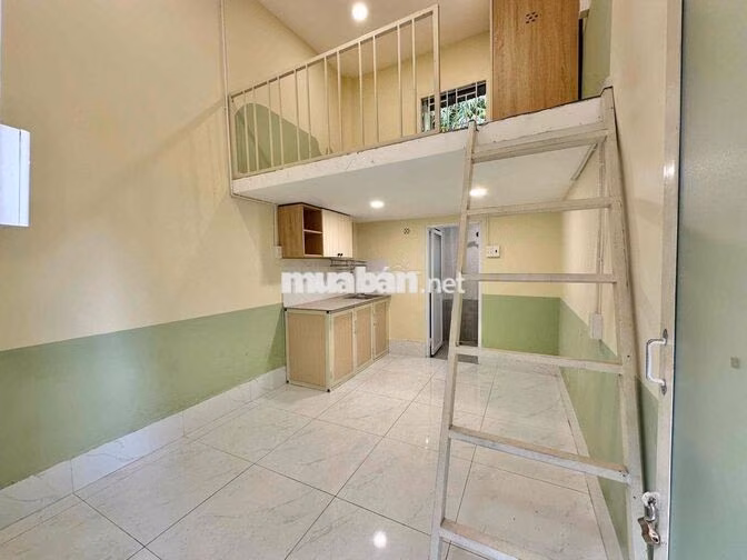 Phòng duplex siêu rộng gần ngay Làng ĐH, NLU, HUB, UTE, HUTECH, UEL