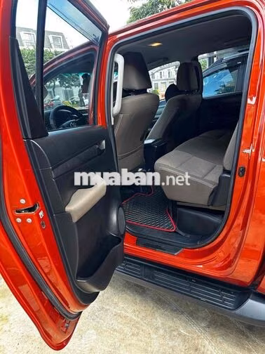 Toyota Hilux 2018AT đk2019 siêu đẹp