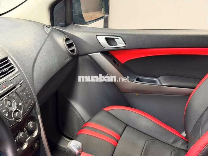 Mazda BT50 2016 số sàn 2 cầu